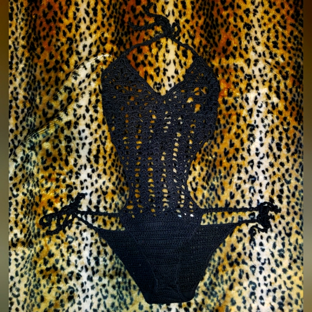 LUSCIOUS BABE HALTER CROCHET BODYSUIT CURRENT MOOD DOLLS KILL M/L GOTH RAVE